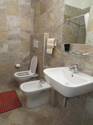 Hotel Fortuna San Bartolomeo Al Mare Esterno foto