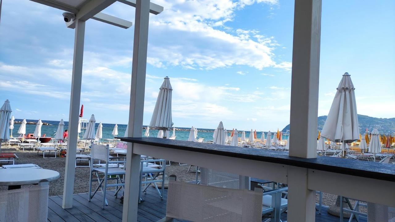 Hotel Fortuna San Bartolomeo Al Mare Esterno foto